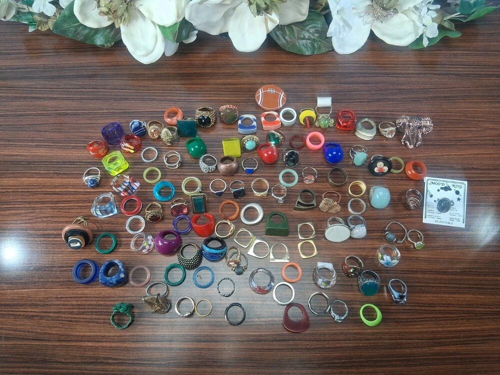 Big Ring Lot Colorful Fashion Costume Handmade Stone Preppy Fun 110 Pieces